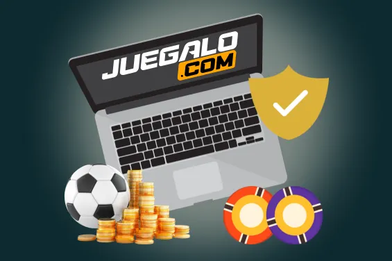Portátil con logo de Juegalo.com, balón, fichas, monedas y escudo de seguridad.